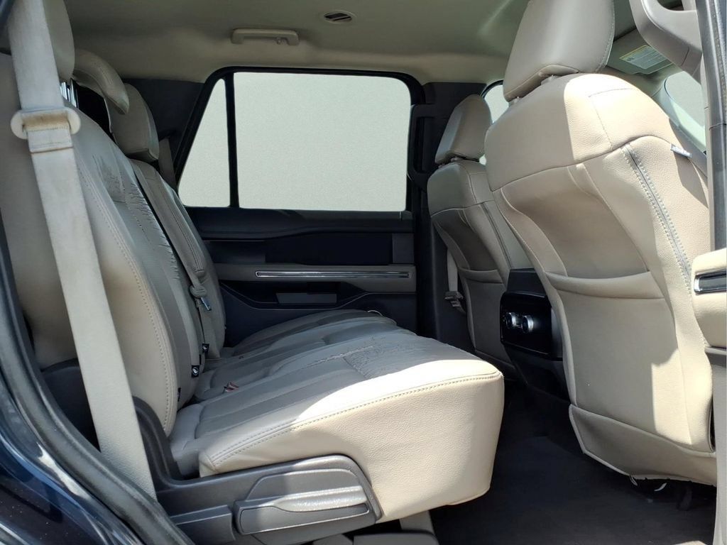 Used 2021 Ford Expedition XLT RWD image 14