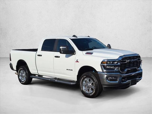 Used 2025 RAM 2500 Big Horn AWD/4WD image 3