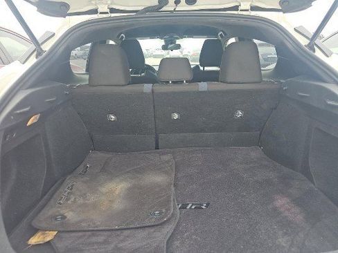 Used 2021 Toyota C-HR XLE image 5