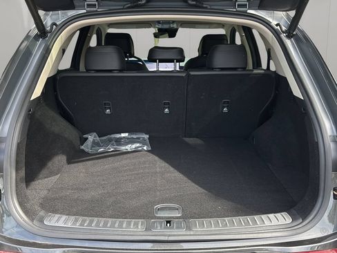 Certified 2026 Genesis GV70 2.5T AWD/4WD image 10