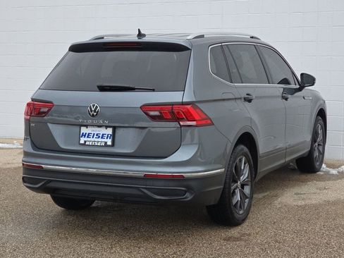 Used 2022 Volkswagen Tiguan SE image 13