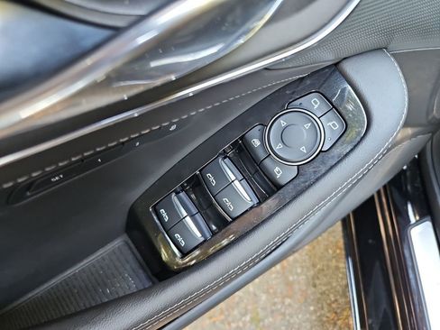 Used 2025 Cadillac CT5 Premium Luxury image 32