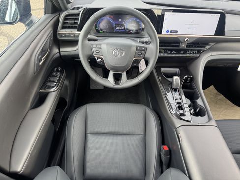 New 2026 Toyota Crown AWD/4WD image 17