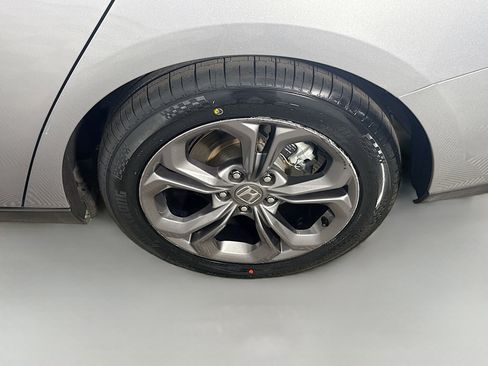 Used 2023 Honda Accord EX image 29