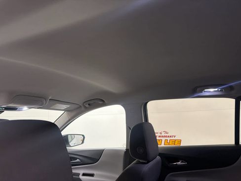 Used 2023 Chevrolet Equinox LS w/ LS Convenience Package image 16