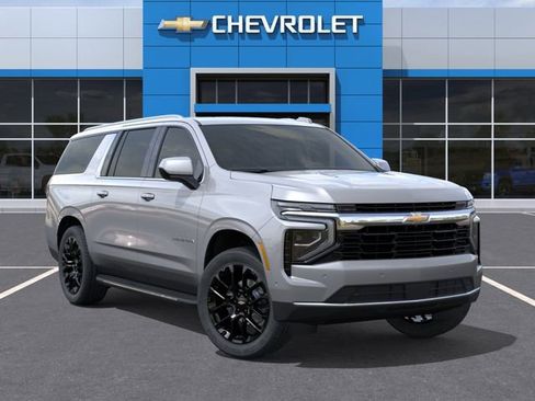 New 2026 Chevrolet Suburban LS AWD/4WD image 7