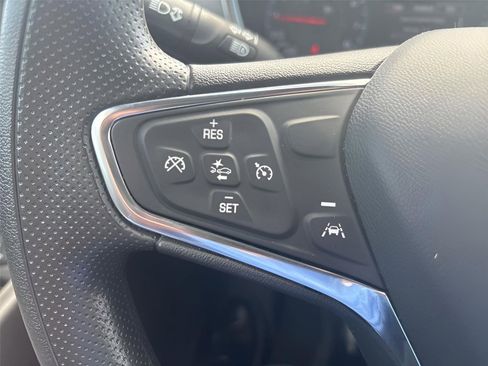 Used 2024 Chevrolet Equinox LS FWD image 21
