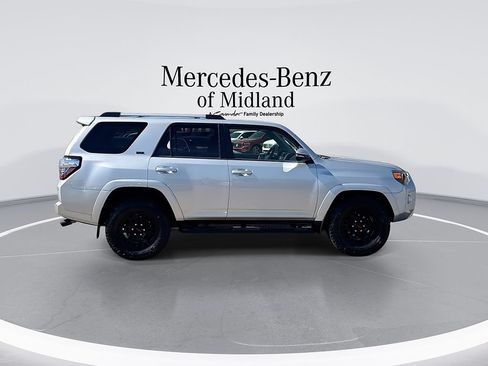 Used 2023 Toyota 4Runner SR5 Premium w/ Moonroof Package RWD image 9