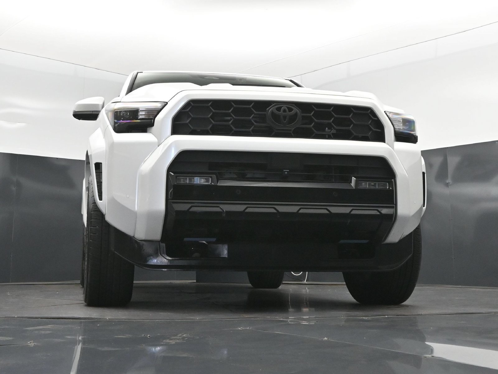 Used 2025 Toyota 4Runner TRD Sport Premium w/ Tow Technology Package AWD/4WD image 45