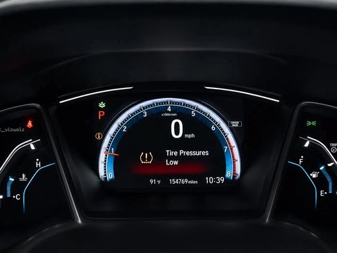 Used 2018 Honda Civic EX image 5