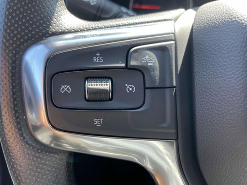 Used 2025 Chevrolet Blazer LT FWD image 20