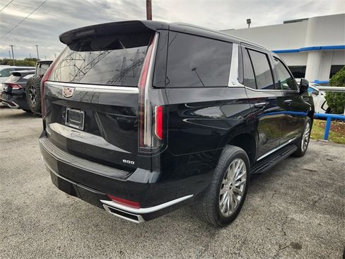 Used 2022 Cadillac Escalade Luxury image 5