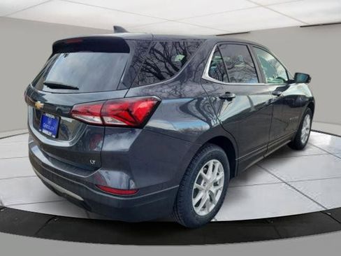 Used 2023 Chevrolet Equinox LT image 5
