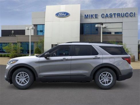 New 2026 Ford Explorer Active image 3