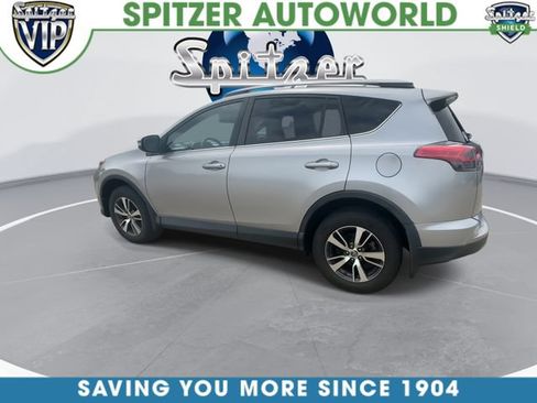 Used 2018 Toyota RAV4 XLE w/ Plus Extra Value Package AWD/4WD image 7