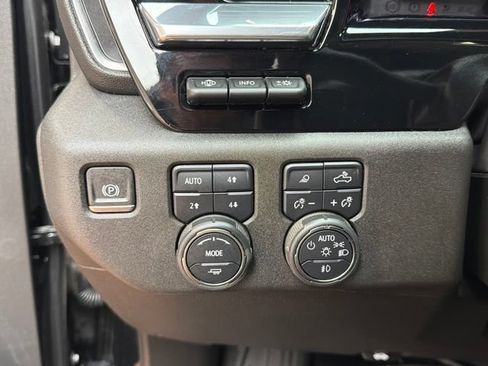 Used 2024 Chevrolet Silverado 2500 High Country w/ Technology Package AWD/4WD image 25