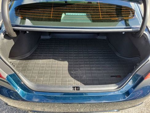 Used 2021 Toyota Camry XSE image 19