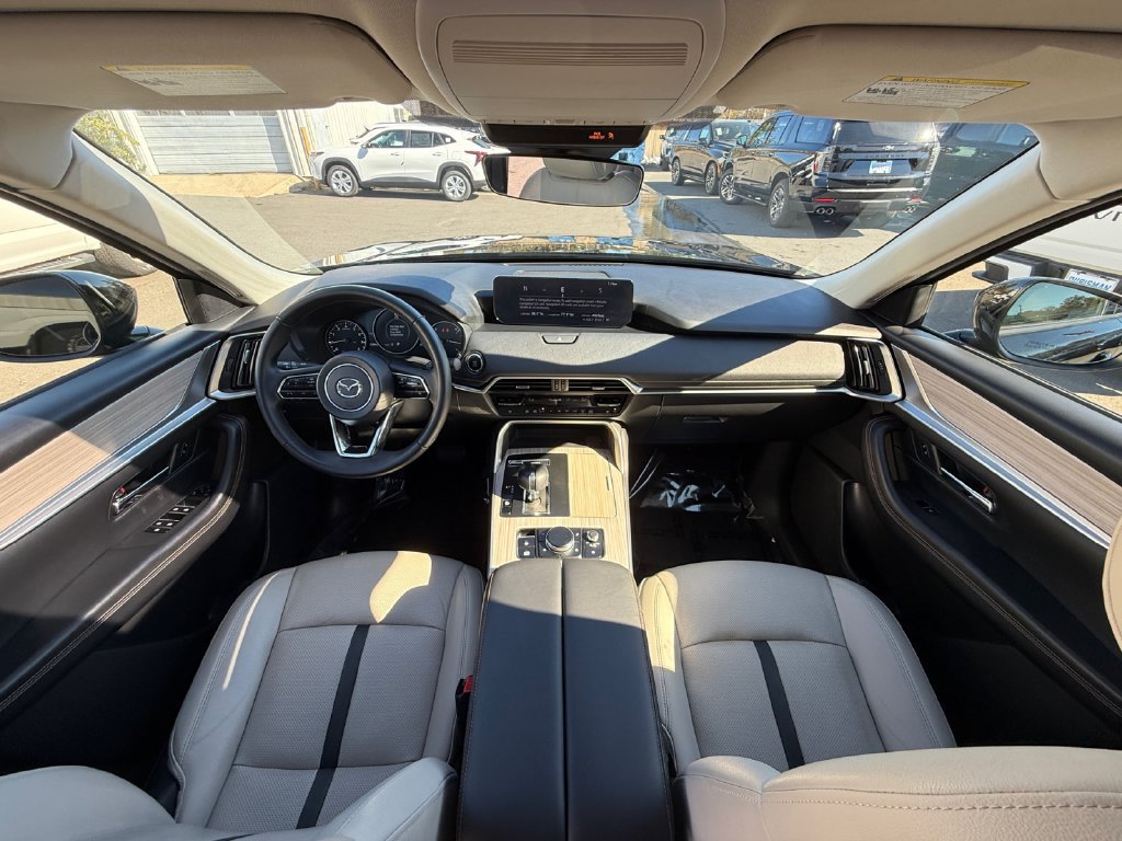 Used 2024 MAZDA CX-90 3.3 Turbo w/ Preferred Package AWD/4WD image 23