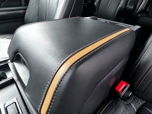 Used 2023 Ford Expedition Max Platinum image 21