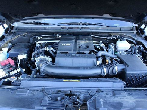 Used 2022 Nissan Frontier SV w/ Technology Package image 18