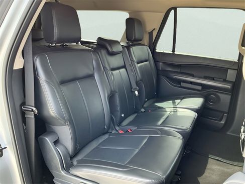Certified 2023 Ford Expedition Max XLT image 20