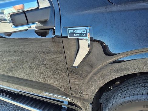 Used 2024 Ford F150 Lariat w/ Equipment Group 502A High image 11