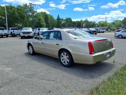 Used 2006 Cadillac DTS FWD image 6