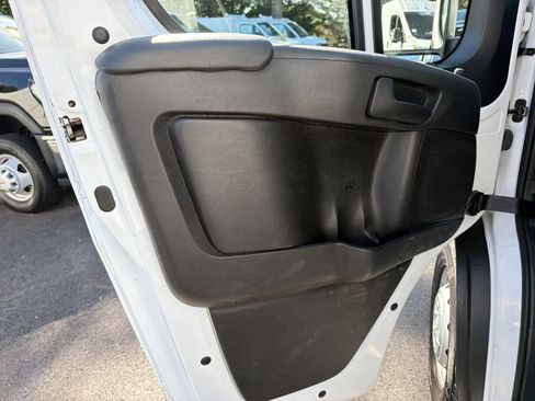 Used 2023 RAM ProMaster 2500 FWD image 14