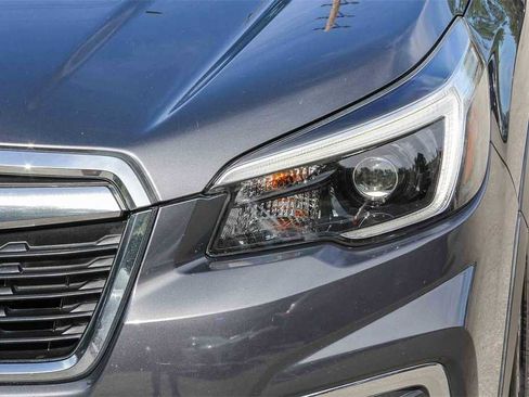 Used 2021 Subaru Forester Limited image 7