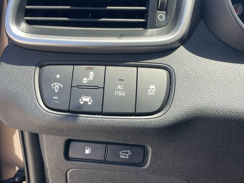 Used 2019 Kia Sorento EX w/ EX Touring Package image 7