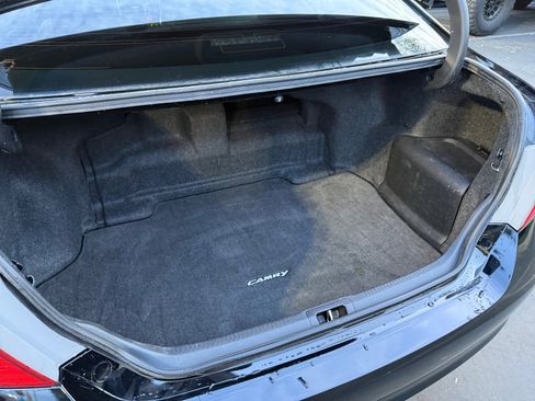 Used 2017 Toyota Camry LE image 21