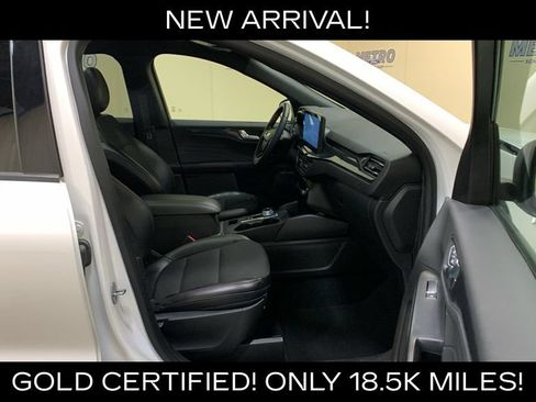 Used 2024 Ford Escape ST-Line w/ Tech Pack #1 AWD/4WD image 12
