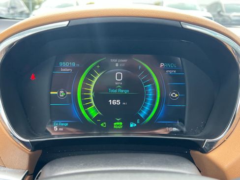 Used 2017 Chevrolet Volt Premier w/ Driver Confidence II Package image 25