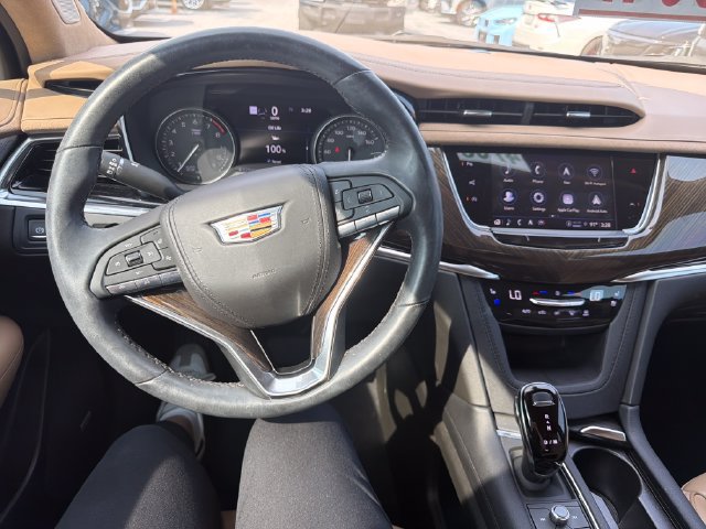 Certified 2024 Cadillac XT6 Premium Luxury w/ Platinum Package FWD image 7