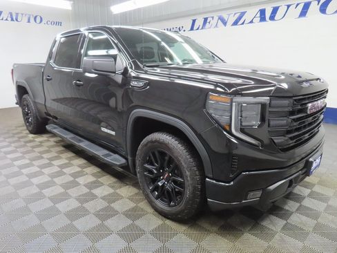 Used 2025 GMC Sierra 1500 Elevation image 3