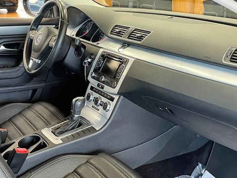 Used 2013 Volkswagen CC R-Line image 23