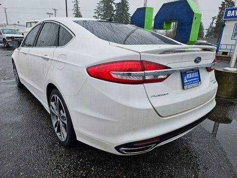 Used 2017 Ford Fusion Titanium image 3