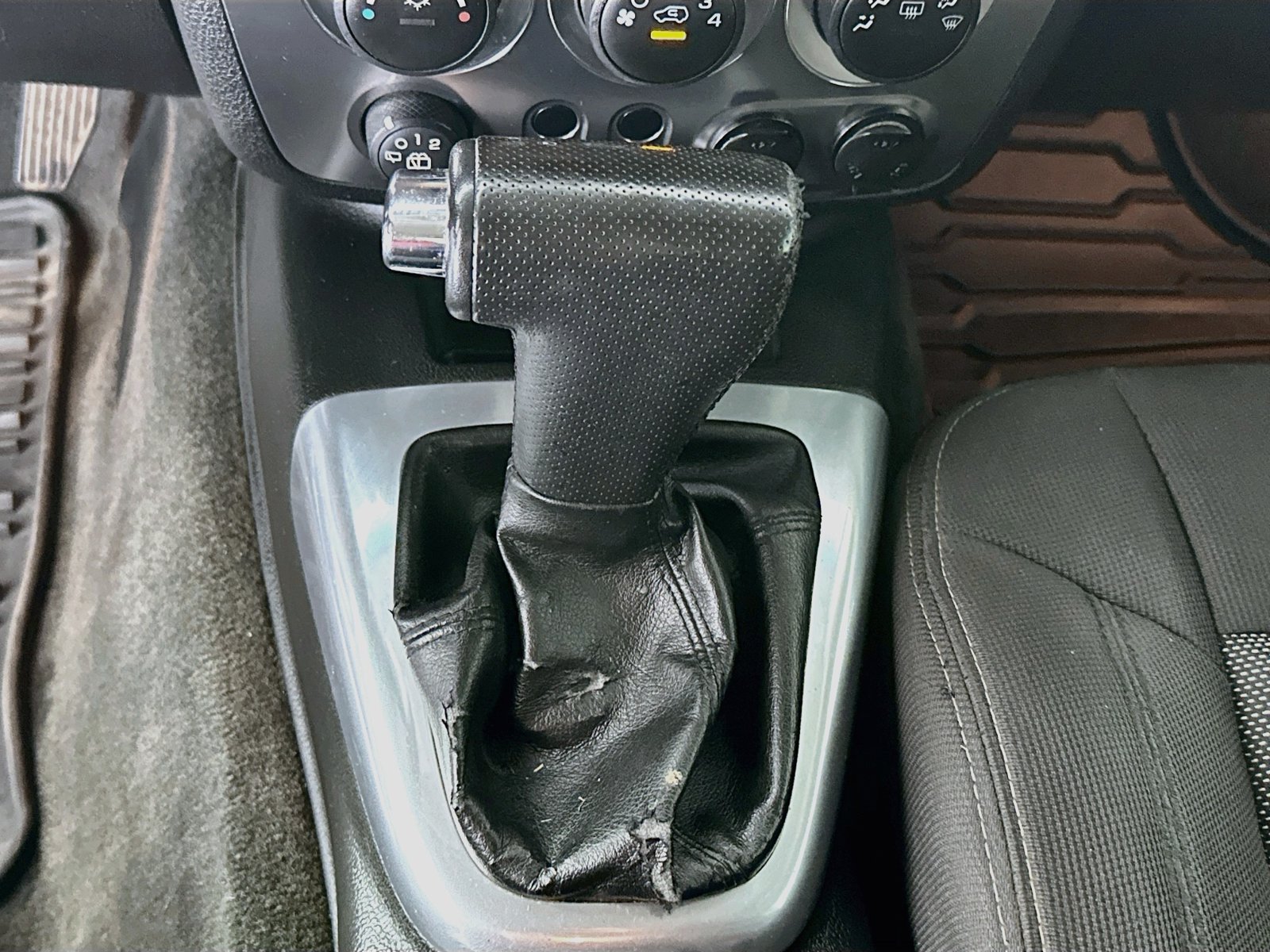 Used 2007 HUMMER H3 AWD/4WD image 15
