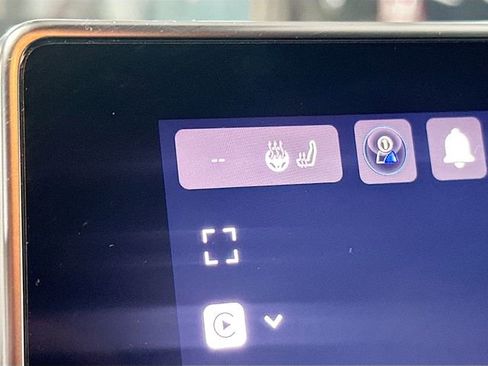 Used 2023 Jeep Compass Limited image 21