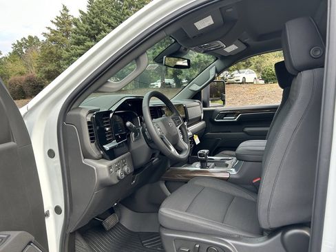 New 2026 Chevrolet Silverado 1500 LT Trail Boss w/ LPO, Dark Essentials Package image 37