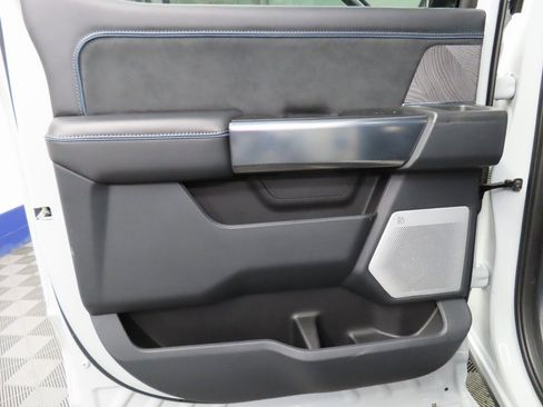 Used 2025 Ford F250 Platinum w/ FX4 Off-Road Package image 73