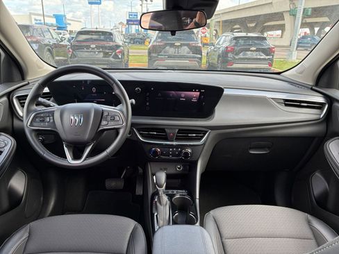 Used 2025 Buick Encore GX Preferred FWD image 26