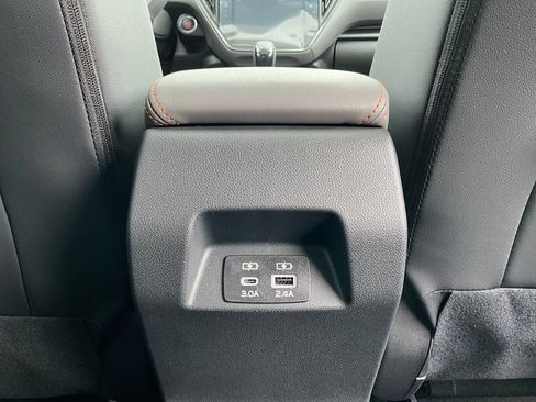 Certified 2025 Subaru Crosstrek 2.5i Limited w/ Crosstrek Mirror Package image 15