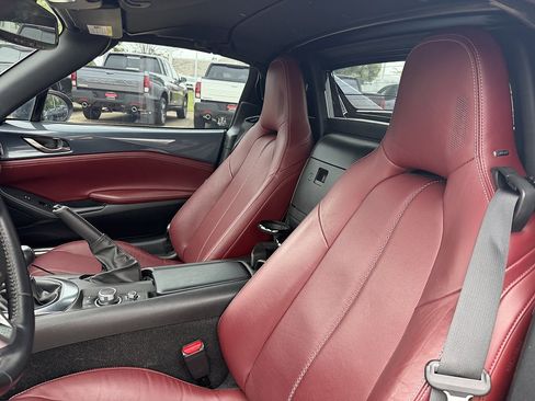 Used 2020 MAZDA MX-5 Miata RF Grand Touring RWD image 6