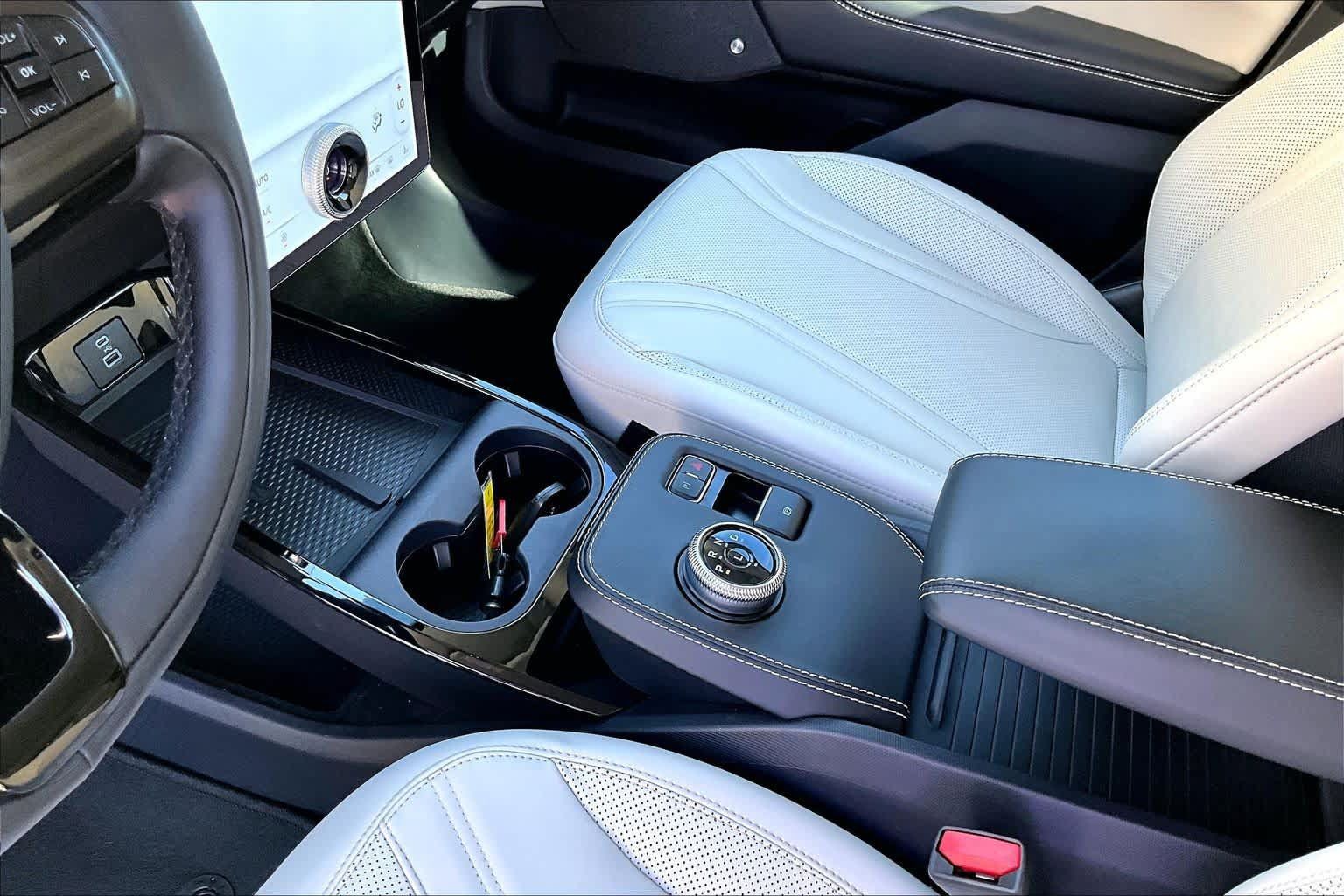 Used 2024 Ford Mustang Mach-E Premium RWD image 18