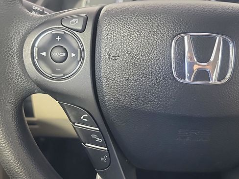 Used 2014 Honda Accord LX image 25
