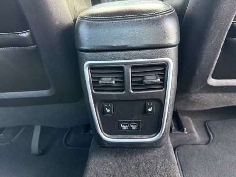 Used 2021 Dodge Charger SXT w/ Leather Interior Group image 24