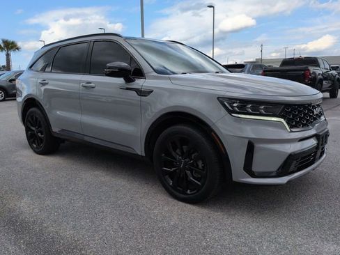 Used 2022 Kia Sorento SX FWD image 2