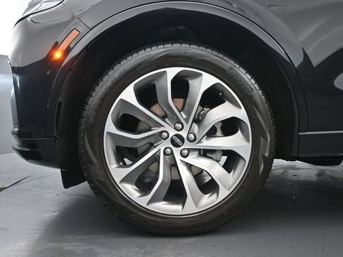 Certified 2025 Lincoln Aviator AWD w/ Jet Appearance Package image 33