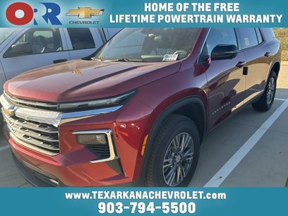 Used 2025 Chevrolet Traverse LT w/ Driver Confidence Package